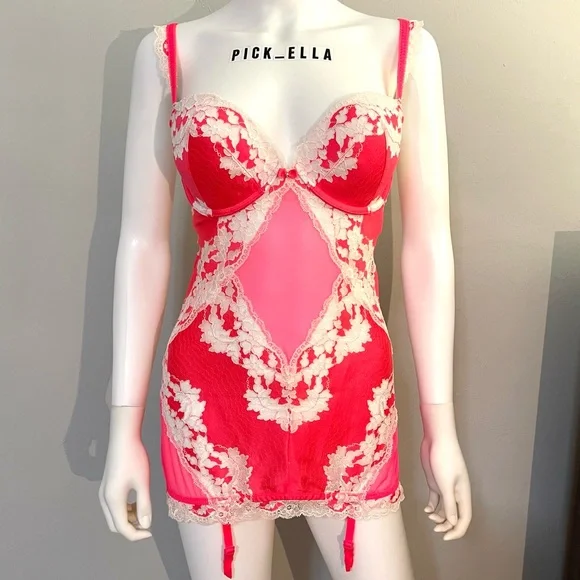 36C VS Victoria’s Secret Dream Angels Coral Cream Floral Seduction Garter slip